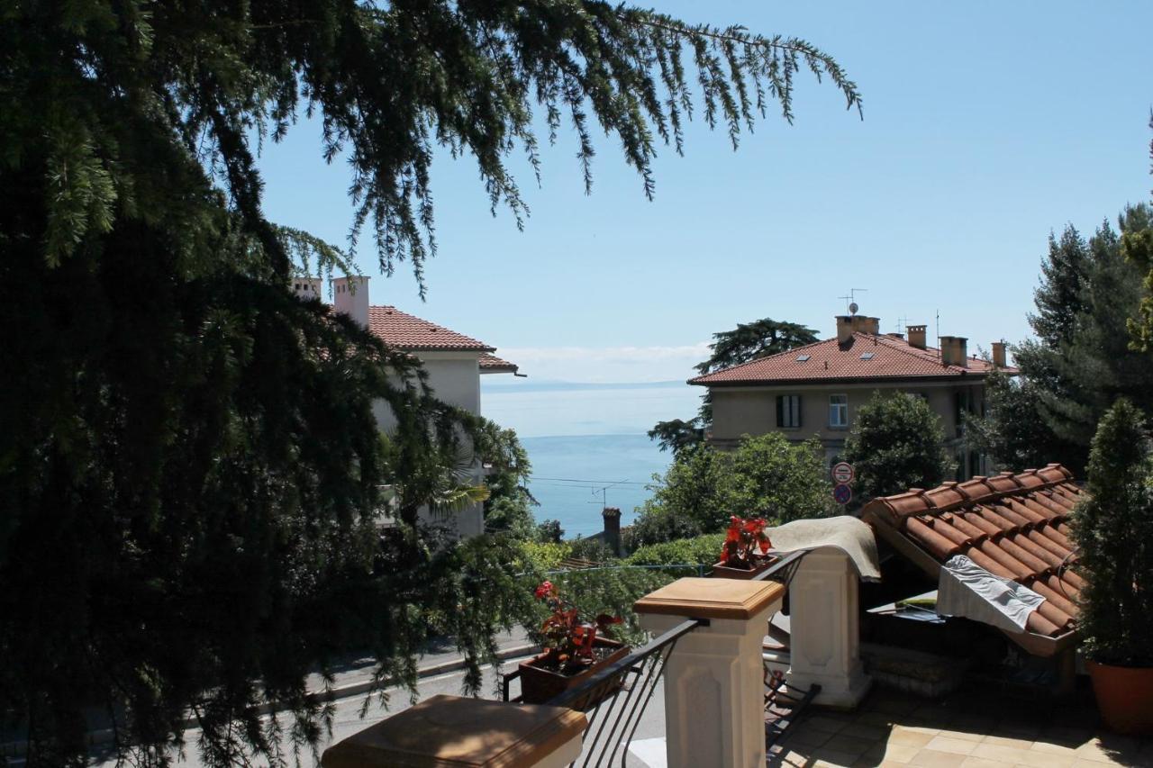Apartment Amalia Volosko Opatija Ngoại thất bức ảnh