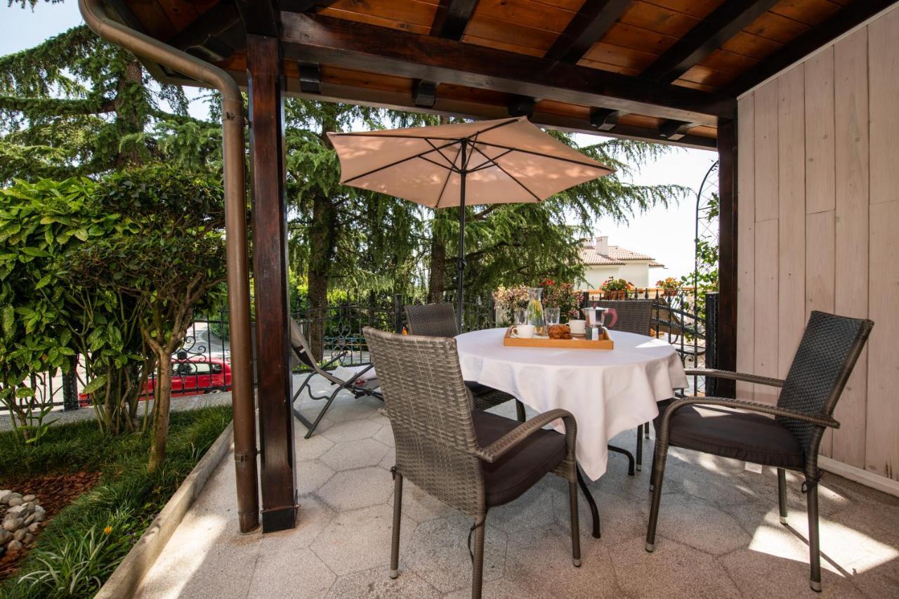 Apartment Amalia Volosko Opatija Ngoại thất bức ảnh